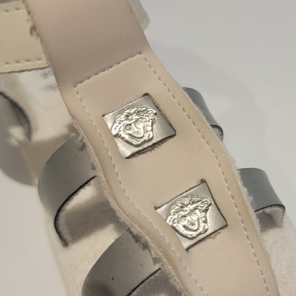 Versace Baby Shoes / Sandals Size 20eu / 5 - Used but great condition - Picture 9 of 16
